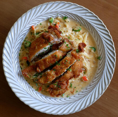 spicy buttermilk w grilled chicken chop