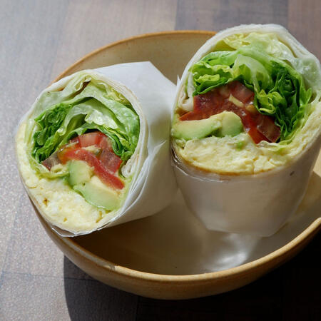 avocado &amp; egg wrap